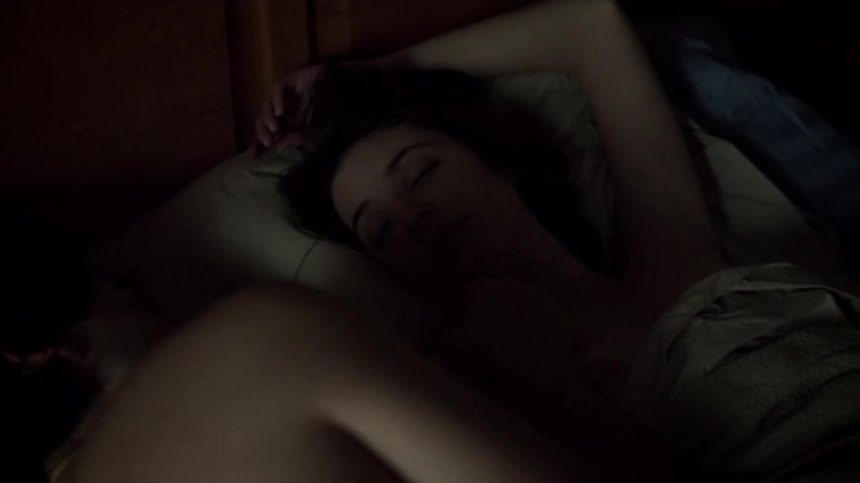 Carla Quevedo – Show Me a Hero s01e04 (2015) HD 720p - (Porno de Celebridad)