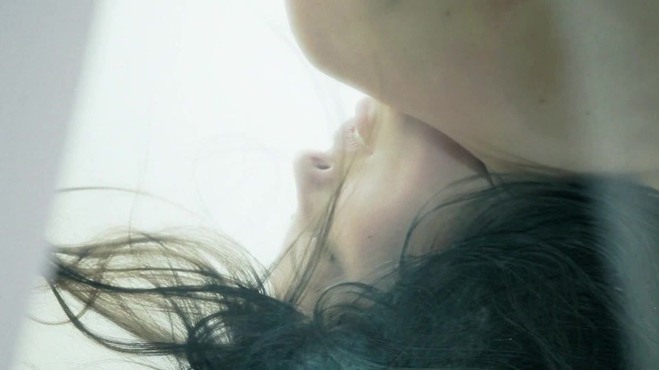 Silvie y Lorena a través del espejo - Lesbianas