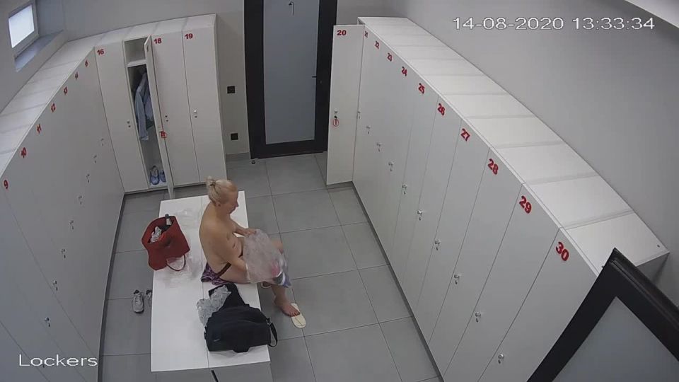 clip 36 Voyeur Video En Chicas Locker Habitación  hardcore  amateur porno 1080 amateur