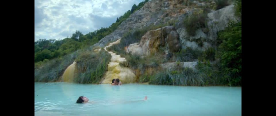 Ondina Quadri, Valentina Carnelutti - Arianna (2015) - (Porno de Celebridad)