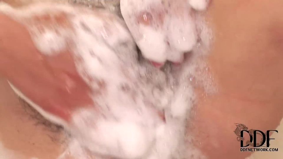 [GetFreeDays.com] Nessye Showering Her Bearded Clam hairy hd porn