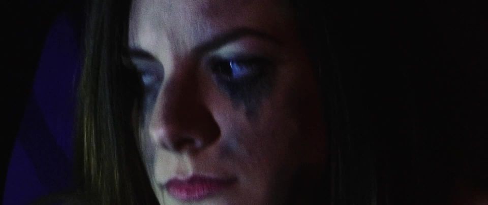 Phoebe Lamour, Silvia Moore - Bloodhound (2020) HD 1080p - (Celebrity porn)