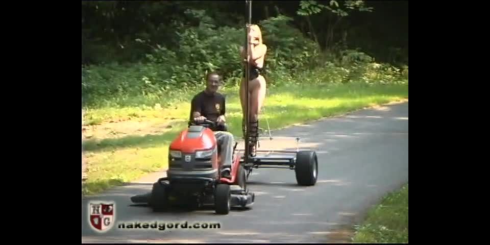 Casa de Gord20 05 22 (17 09 08) Darling - Whack ~n~ Paseo (Escena)