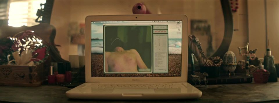 Trina Lafargue, Rusia Hardy, Candace Smith, Christine Carter - Mi padre muere (2016) HD 1080p - (Celebridad porno)