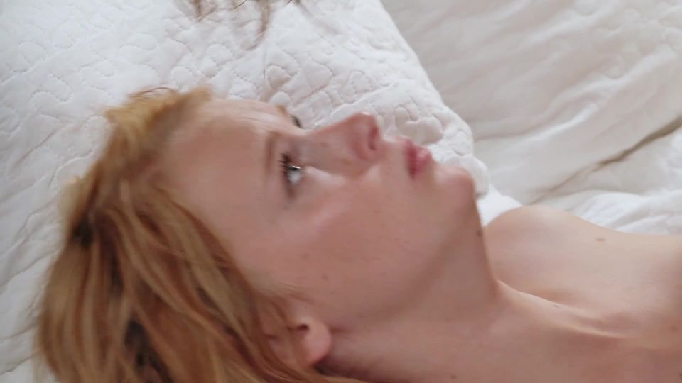 Ariela - Cute Teen Explores her Naughty Fantasies - 10/11/20