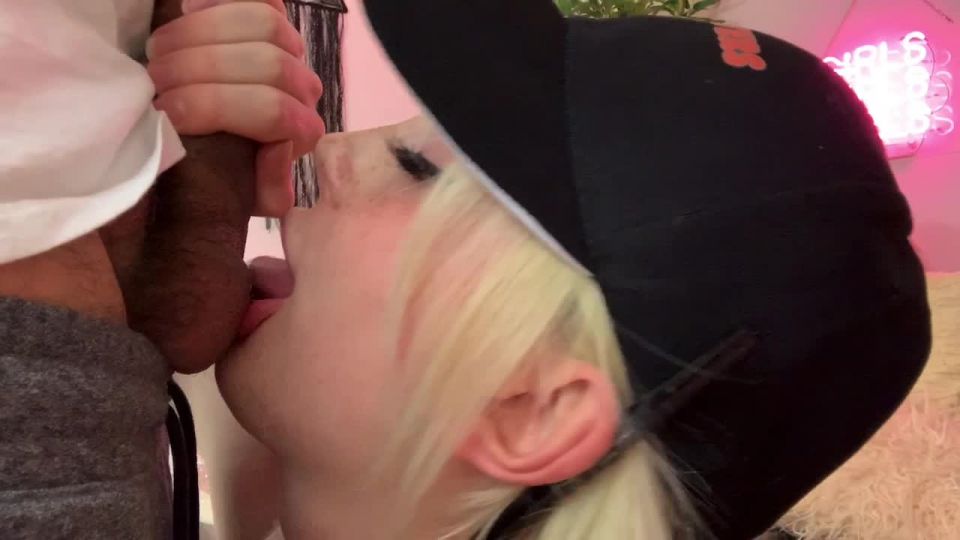 7321 Cutiepii33quinn - Hooters chica consigue un jugo gordo Consejo