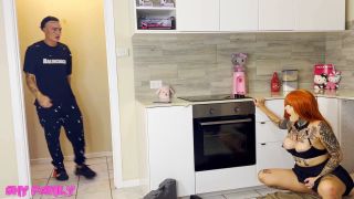 6216 Cheating Wife Get Caught Fucking The Plumber And Gets He...