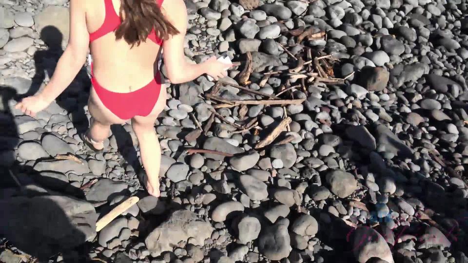 ¡Tú y el número 039 salen con Megan y ella puede y el número 039; no dejan de bajarse!!!