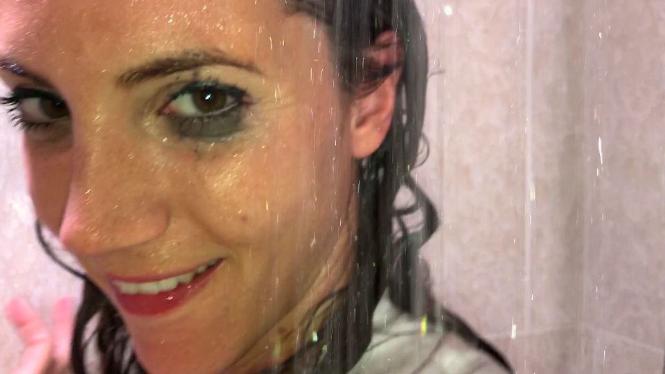 video online 4 adultos la lactancia fetiche ama de casa folla fontanero en la ducha - [PornHub] (FullHD 1080p), fetiche en femdom porno