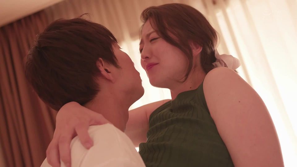 [JUL-491] After The Graduation Ceremony ... You Were All Grown Up, And Here's Your Gift From Your Stepmom... Beautiful Mature Woman Is Celebrating Your Entry Into The Real World... Ririko Kinoshita ⋆ ⋆ - [JAV Full Movie]