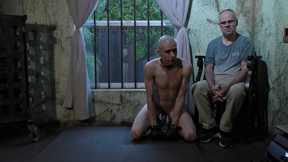 Jan 3, 2021 Brows Shaved for Master slave Butters Quick V...