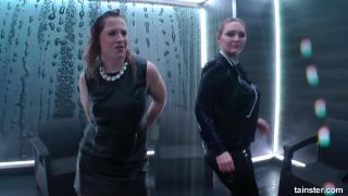 Porno tubo Titty Shakin’ Ducha Tiempo