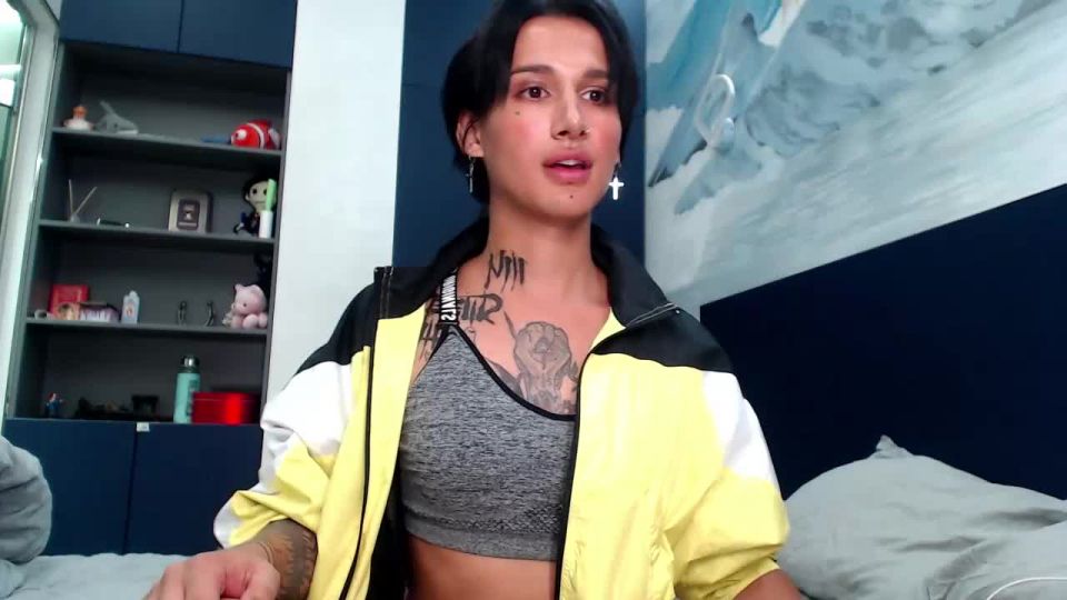 Shemale Webcams Video for August 26, 2021 – 22 Shemale!