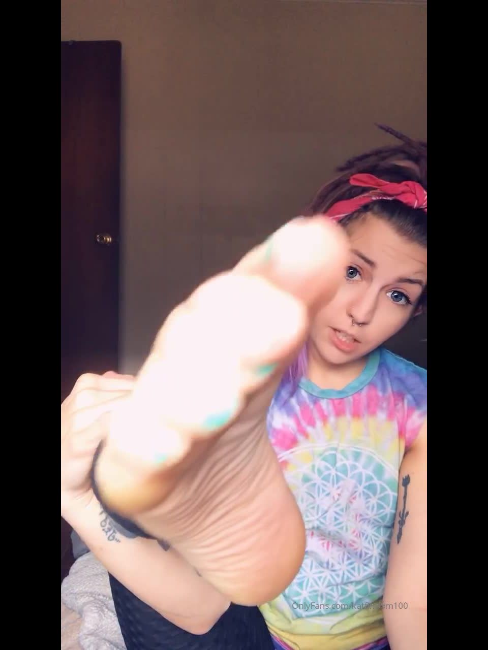 Buenos días de mis pies y yo.