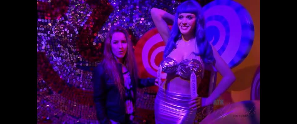 This tiny little thing is so horny!(Hardcore porn)