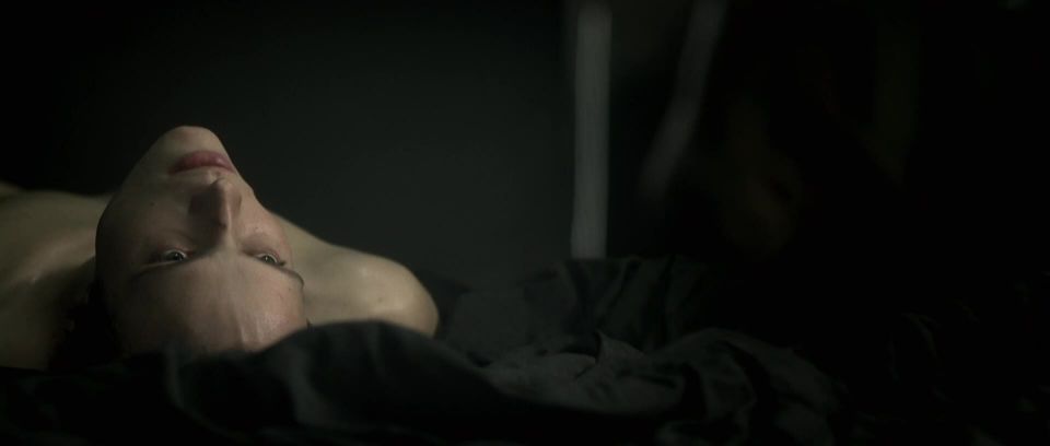 Nadeshda Brennicke – Tatuaje (2002) HD 1080p - (Celebridad porno)