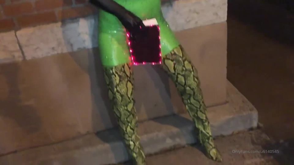 OnlyFans hazelshootsbigloads-08-11-2019-82937423-Worship me 3