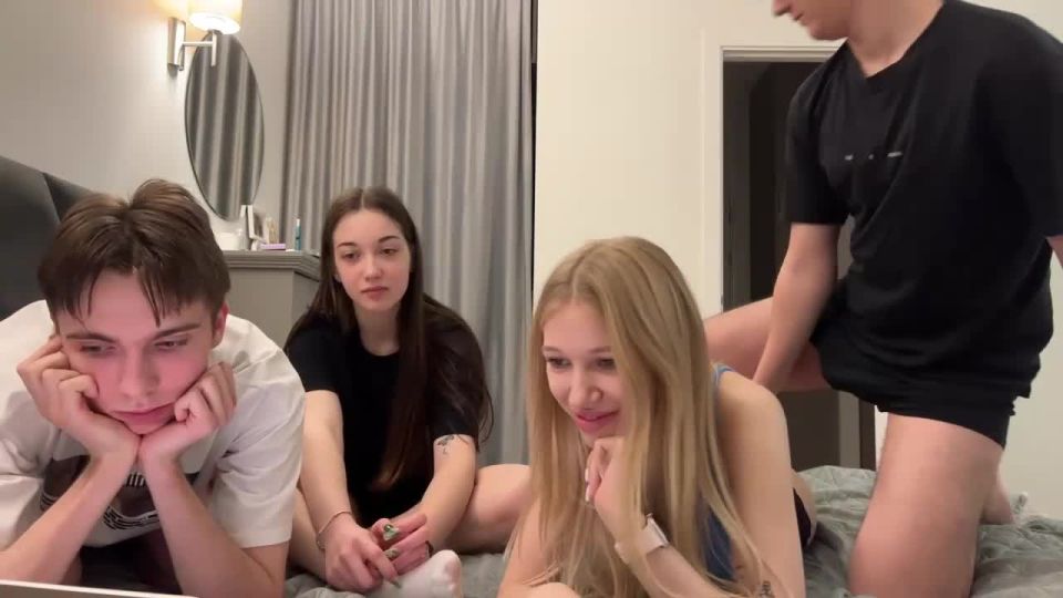 Live Sex Chat 2024 Apr,1 23:54:47 720p