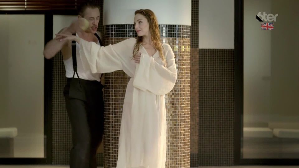 Claire Keim - La Nouvelle Blanche Neige (2011) HD 1080p - (Celebrity porn)