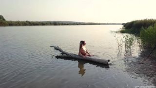 Beautiful polish model nude at the oasi