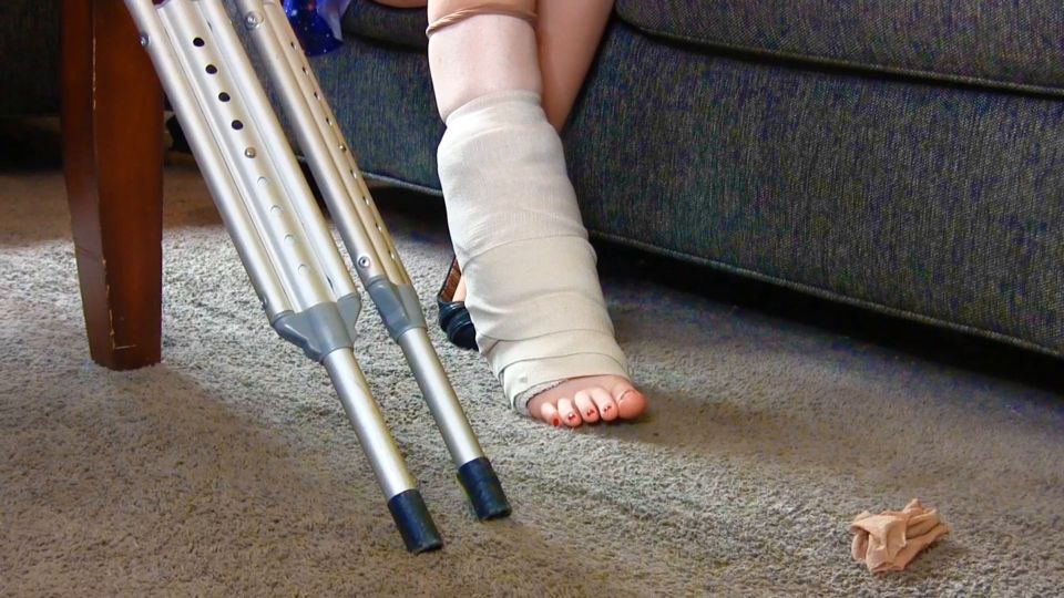 free adult clip 38 gay feet fetish porn femdom porn | Tara Tied - A Sprained Ankle For The Summer - FullHD 1080p | femdom