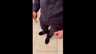 Laure raccuzo () Mon chri tu connais ma passion pour les dfis adrnaline avec des inconnus celui l je te laisse le dcouvrir grce ce preview alors ton avis jai j