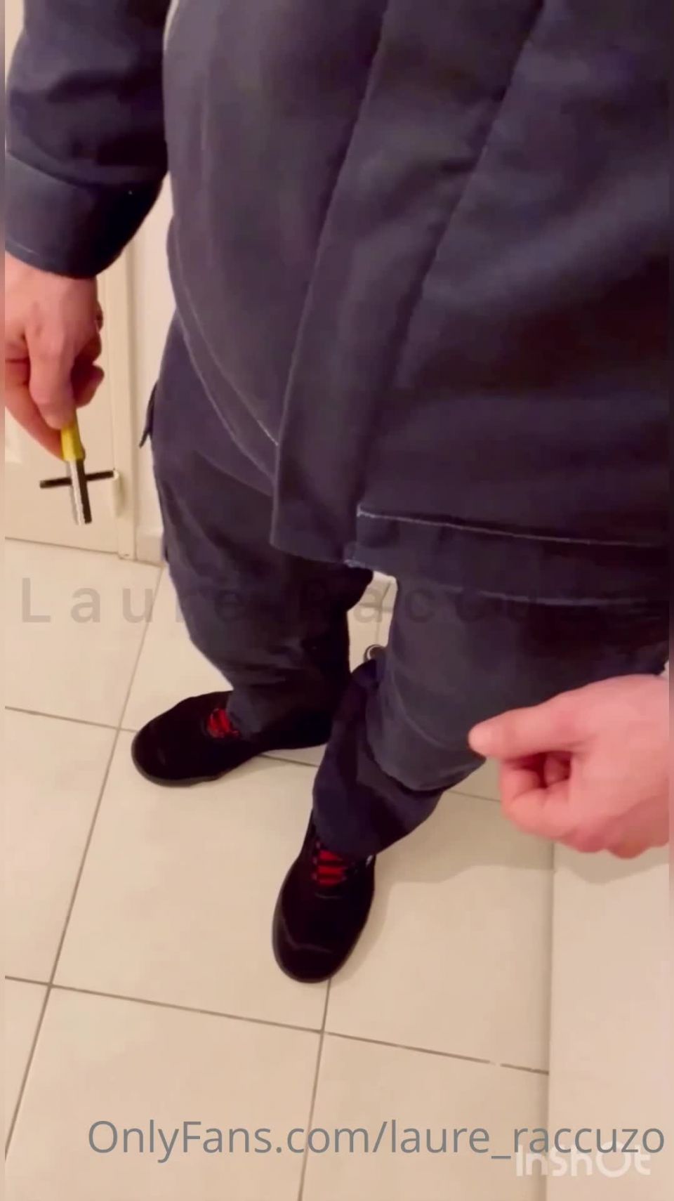 Laure raccuzo () Mon chri tu connais ma passion pour les dfis adrnaline avec des inconnus celui l je te laisse le dcouvrir grce ce preview alors ton avis jai j