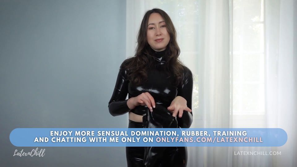 Femdom Pov le anima a probar la dronificación Clip completo...