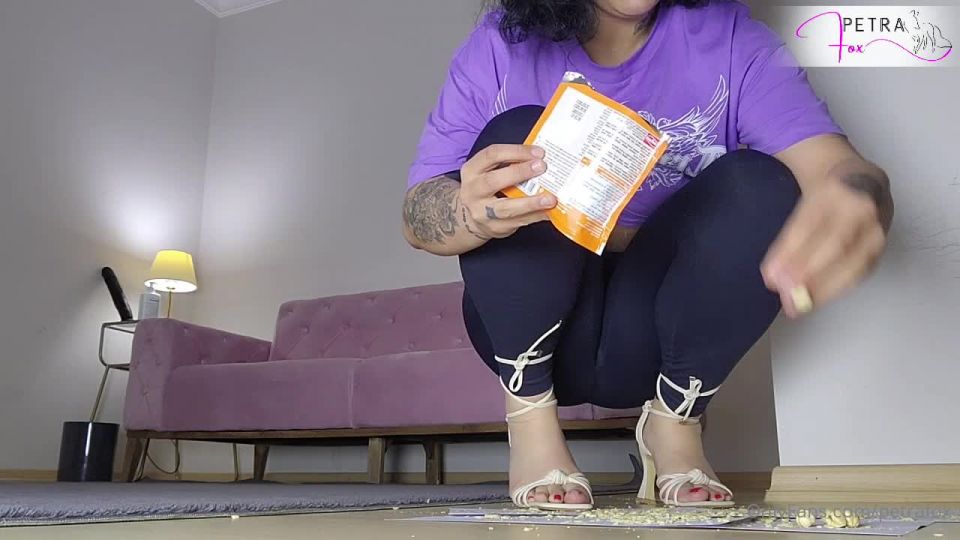 PetraFox Petrafox - kiiye zel ktr ktr fndk ezme videosu kan sesi kulaklkla dinleyin a 16-04-2023