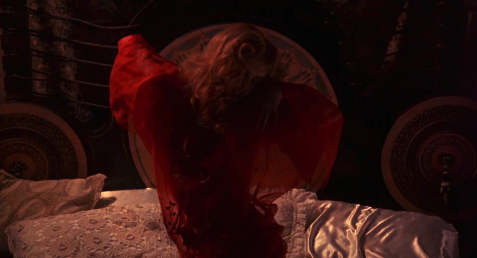 Sadie Frost – Dracula de Bram Stoker (1992) HD 1080p - (Celebrity porn)