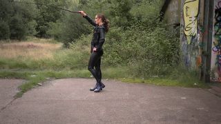 Whiper - Training Overhead.