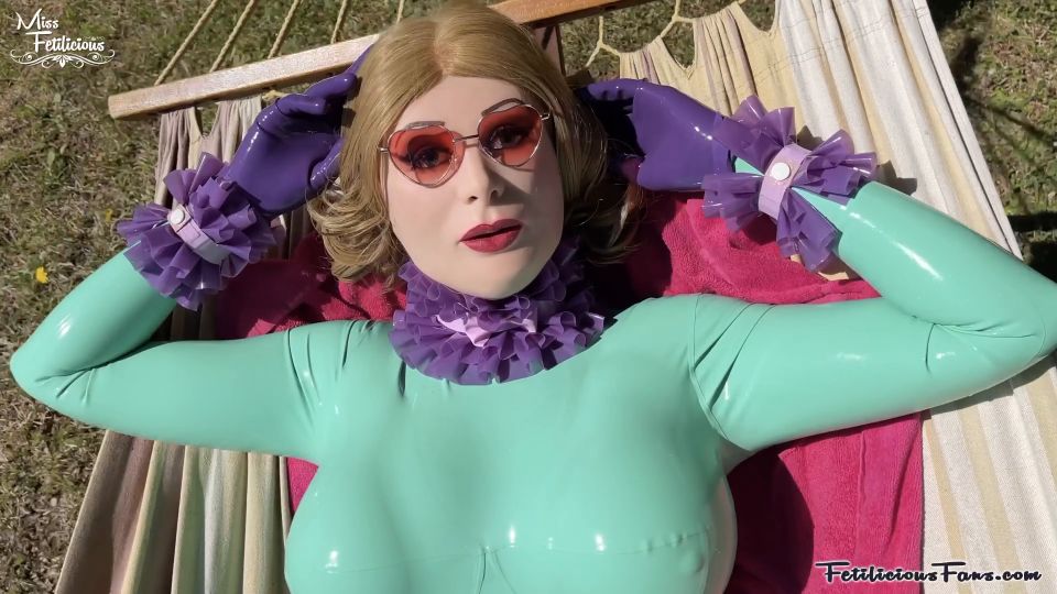 Latex Living Doll On Holiday Download New Porn Video Fast...
