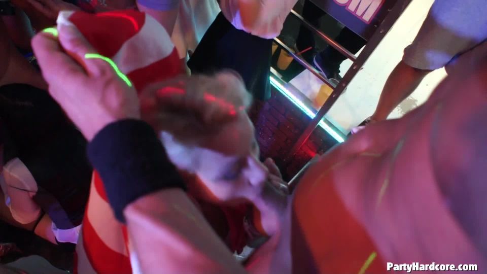Party Hardcore Gone Crazy Vol. 29 Part 3 - Cam 4