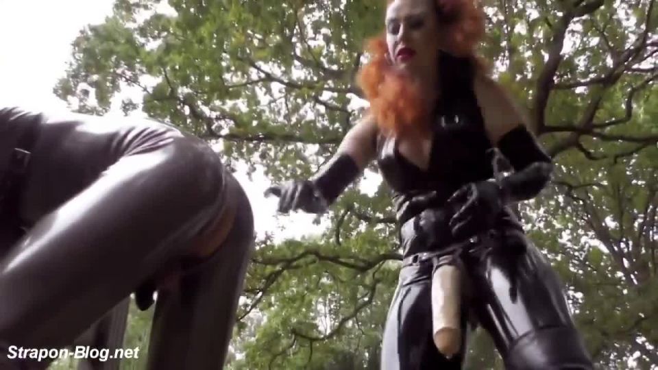 Jardín tirante-sobre el empalme Video Sexo Descarga Porno