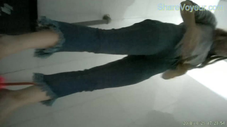 Porn online Voyeur – Sharevoyeur – 990 (MP4, HD, 1280×720) Ver en línea o descargar!