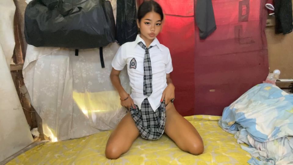 FilipinaGirls - 019 Dirty Panties Story I Saw Some Boys Changing