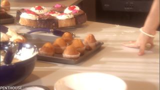 Amy Ried &amp; Claudia Rossi - Housewives Hunting Housewives 5 (30.06.2019)*