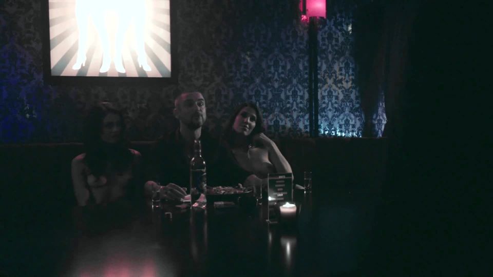 Mujeres del mundo celebran mezcla! (desnudos y escenas calientes)