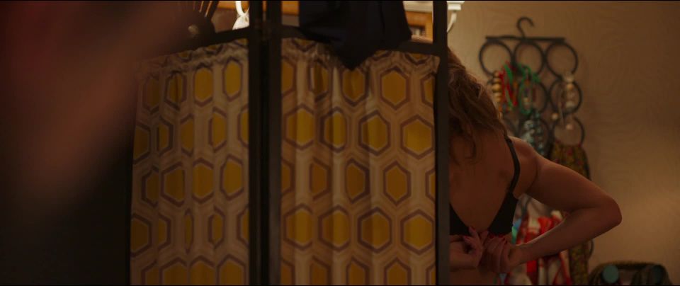 Anne Suarez - Pupille (2018) HD 1080p - (Celebridad porno)