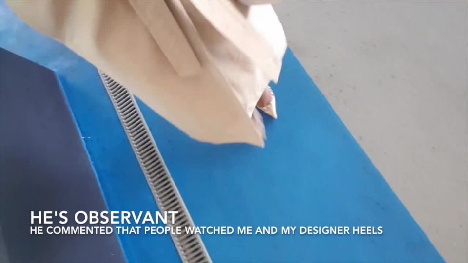 gratis video en línea 8 COMPRAR CON CUCKY - femdom - fetiche porno cloro femdom