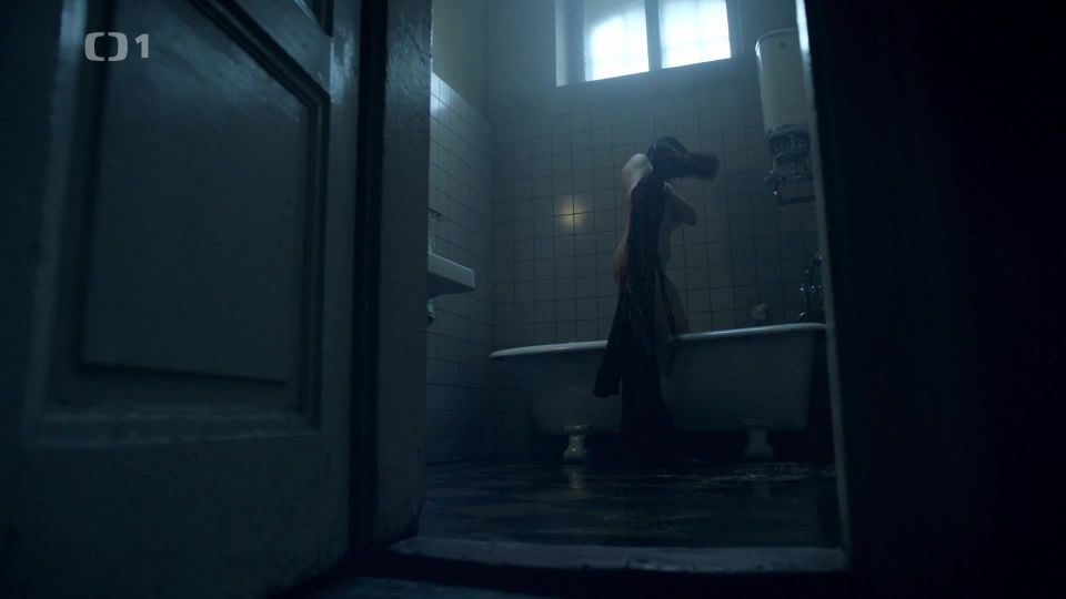 Jenovefa Bokova - Herec s01e01 (2020) HD 1080p - [Porno de Celebridad]