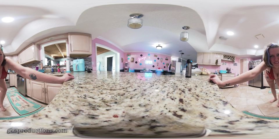 Ginarias Aventuras Gigantesa – VR 360 Usted está preparado para ser comido por la Amazonia Gigante Vanessa Rain.