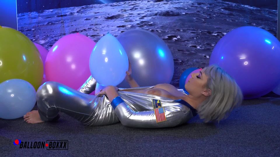 online porn video 24 [amateurboxxx.com] Gabbie Carter – Space Ballons (2020) on hardcore porn bisexual hardcore