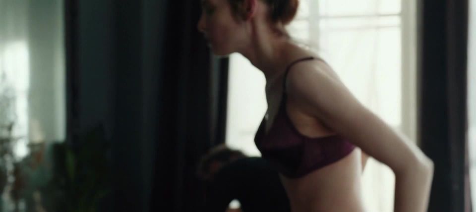 Yuliya Peresild, Yuliya Snigir, Anna Chipovskaya - Konec sezona (2019) HD 1080p - (Porno de Celebridad)