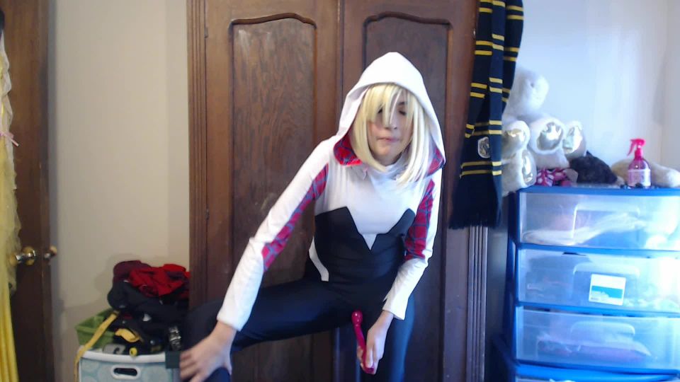 ManyVids presents Annabelle Bestia - gwen stacy tries on her costume - teens - teen 