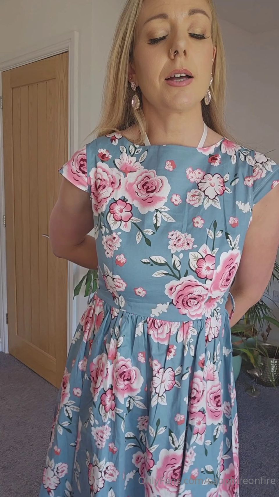 Zafiro Azul zafiro fuego-2025-05-14-3832286918