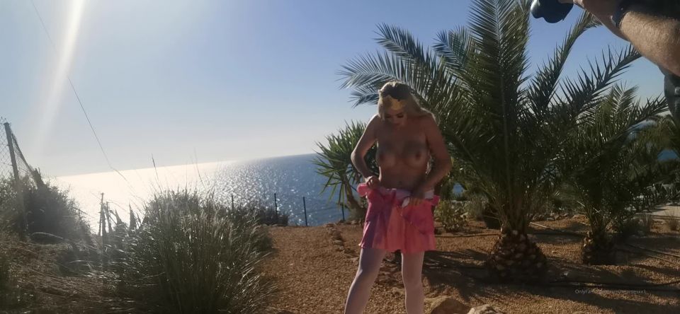 Jasmine James - @JasmineJamesXx1 Full Content OnlyFans Leak JasmineJamesOFLeak_2020-03-04_5e601cc6a33ea3e08d36d.mp4