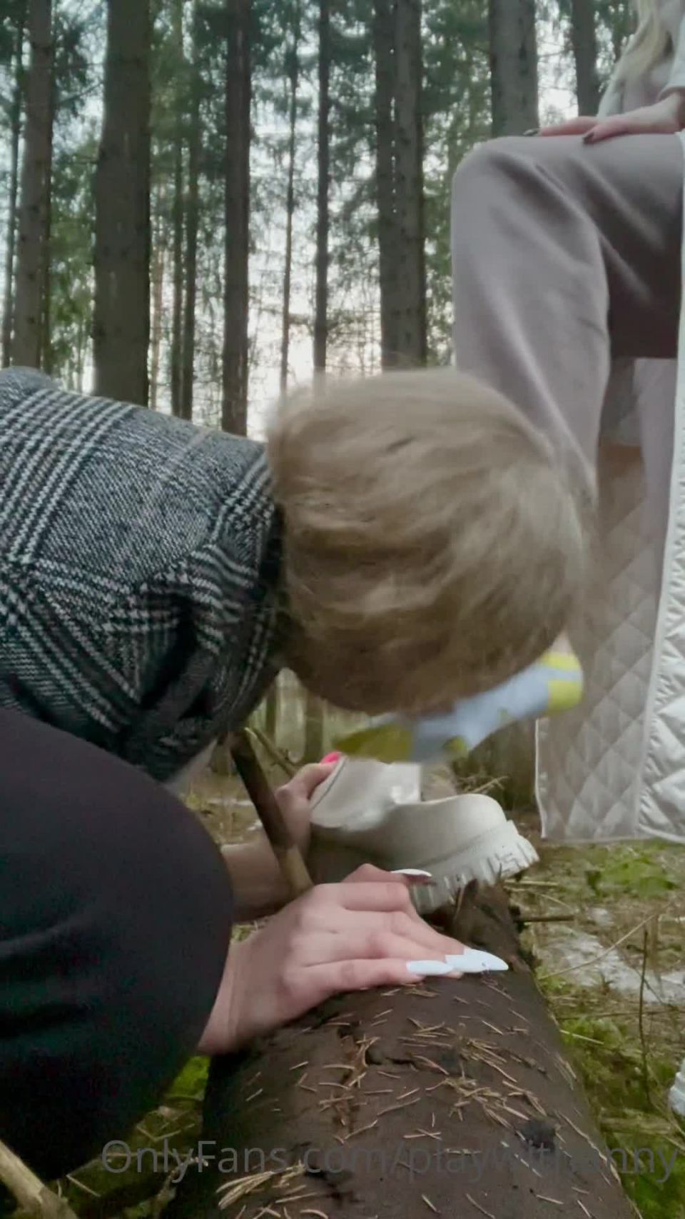 ¡Juega con Annie PlWiAn46 Foot!