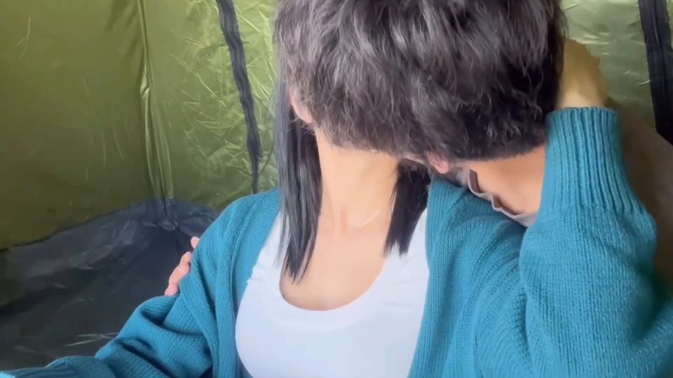 Después de nuestro viaje de camping tuvimos sexo vaporoso en la tienda y vino como loco.