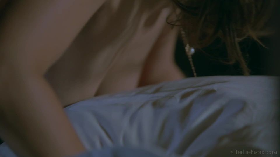 Video Emily J: Whore 2 1080p FullHD